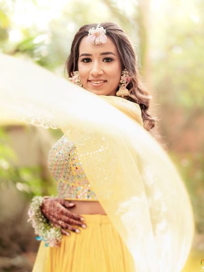 Haldi & Mehendi Brides photo 45