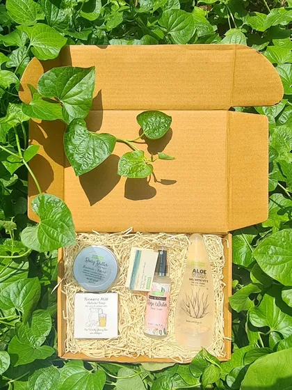 Gift fabulously this season. Our new gift hamper, filled with natural goodies and nestled in eco-friendly packaging, is perfect for pampering anyone on your list.