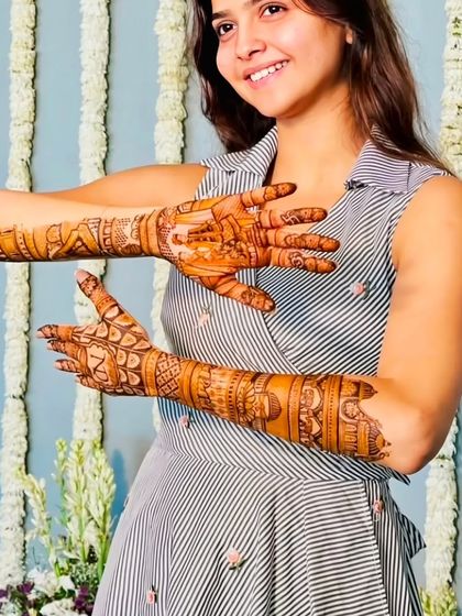 Mehndi for Engagements & Sangeet photo 6