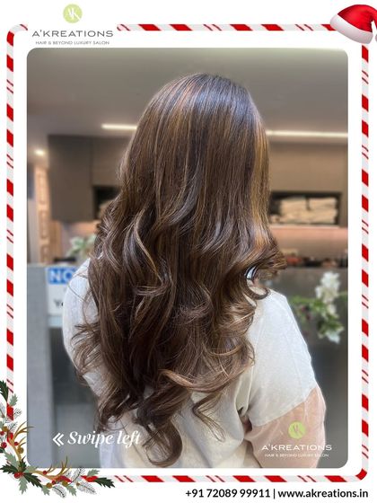 This luxurious hair color was crafted to perfection. The warm, honey-toned highlights add depth and shine for a radiant and healthy appearance.