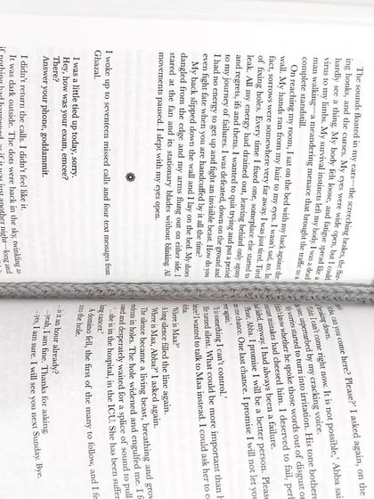 An adorable cat bookmark for the book lovers. This little grey kitty with a pink bow will happily save your page for you.