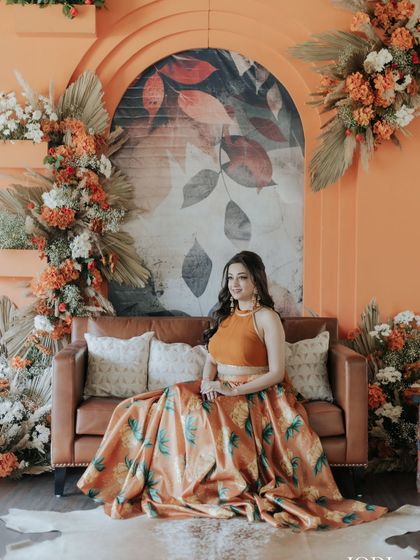 Another beautiful shot of the client at her Mehendi ceremony.