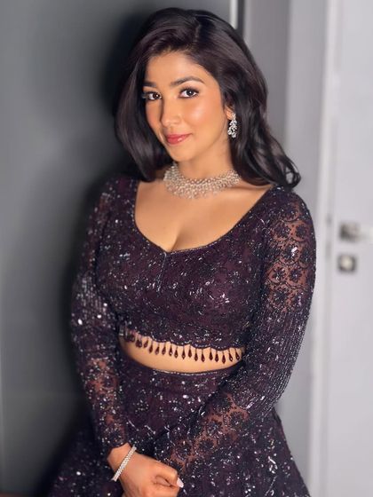 Glam Reception & Sangeet Looks photo 23