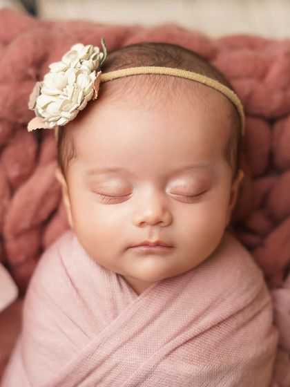 Newborn Portraits: The First Few Days photo 15