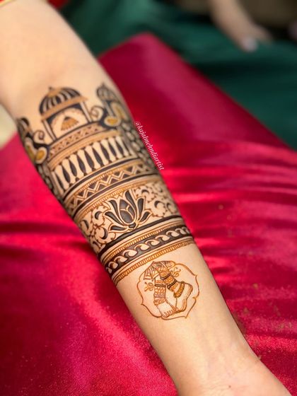 Storytelling & Themed Henna photo 5