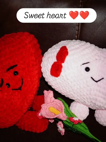 My sweetheart plushies are too cute and super soft. This adorable pair of heart-shaped cushions, one red and one pink, makes a perfect Valentine's or anniversary gift.