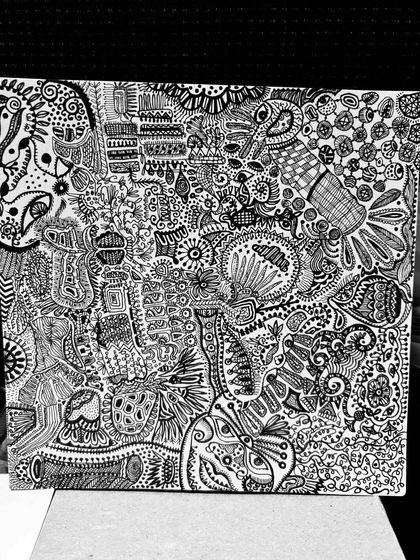 This view of 'SOUL-CONNECTIONS' highlights the dense, interwoven patterns that define the piece.