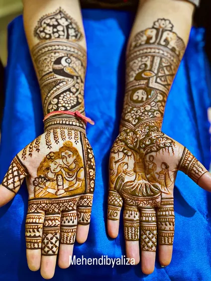 Creating divine figures like Shiv and Parvati for this Vat Savitri design is a form of meditation for me. In my advanced portrait classes, I teach you how to capture this level of emotion and detail, turning your mehndi into a true masterpiece.