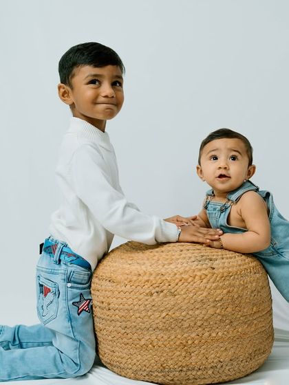 Family & Sibling Portraits photo 13