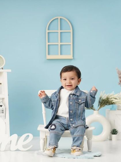 First Birthday & Cake Smash photo 13