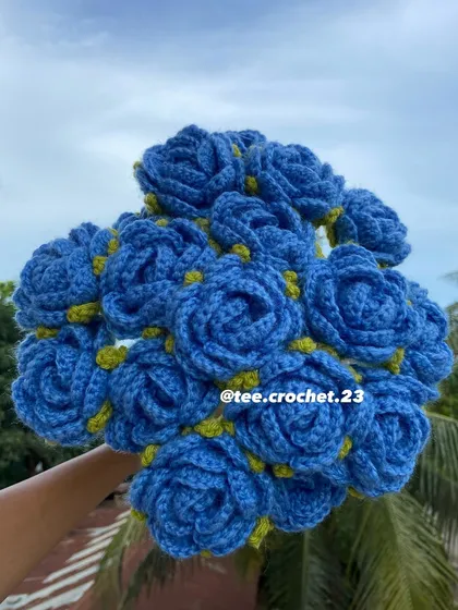 A bouquet of medium blue roses.