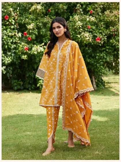 Another look at the vibrant Avira Orange Kurta Set. It’s a festive piece that is still incredibly light and comfortable to wear.