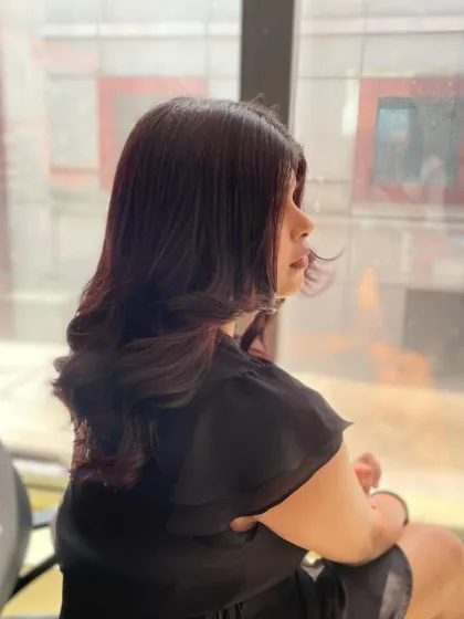 VLCC School of Beauty - Professional Hairdressing & Styling The Art of Hairstyling: Updos, Braids & Finishing photo 12