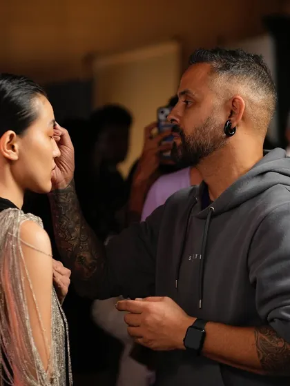 Learn from the master himself. Here, Daniel Bauer gives his final touch-ups backstage at Lakme Fashion Week, providing the kind of mentorship and direct industry insight that sets our academy apart.