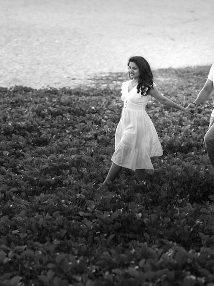 Wedding Clickz - Pre-Wedding Photography Timeless Monochrome photo 3