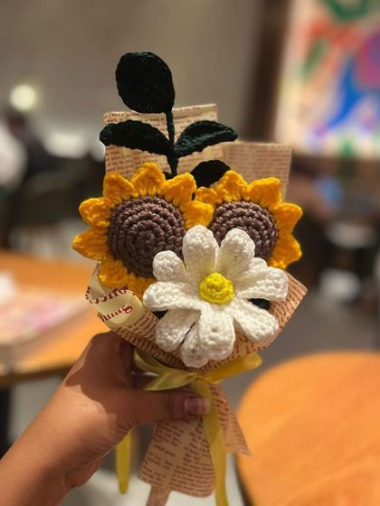 A Rainbow of Choices: Bouquets by Color photo 37