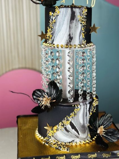 L'amour Sugar - Bespoke & Designer Cakes Complete Dessert Tables photo 6