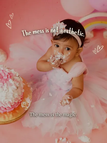 Busting a myth: "The mess is not aesthetic." The truth is, the mess is the magic! Especially in a cake smash, the chaos and spontaneity are what create the most joyful and memorable photos.