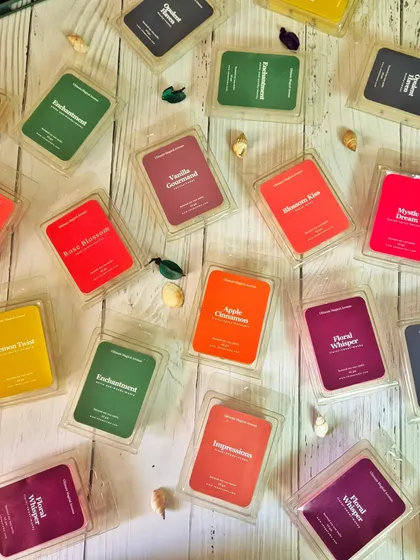 Exciting news! My brand new wax melts are here, available in ten captivating fragrances designed to fill your space with delightful scents.
