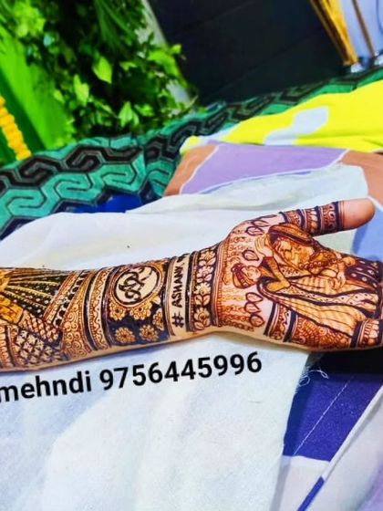 Lucky Mehndi Artist - Bridal Mehndi Full Bridal Mehndi (Hands & Arms) photo 31