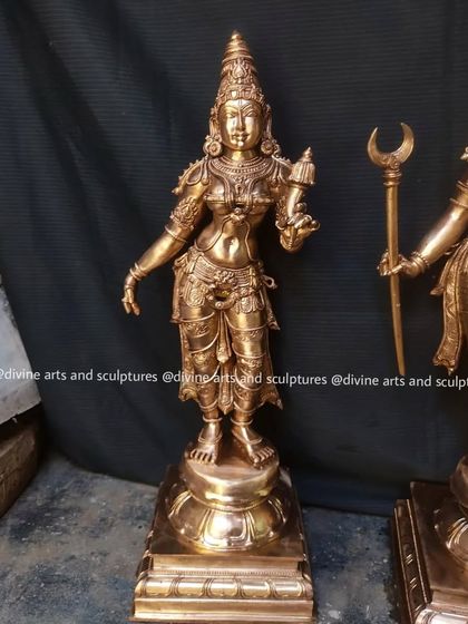This is the idol of Sita Devi from a 28-inch Ramar set we created for the Shri Palimaru Mutt in Udupi. Her gentle posture and expression are captured in Panchaloha.