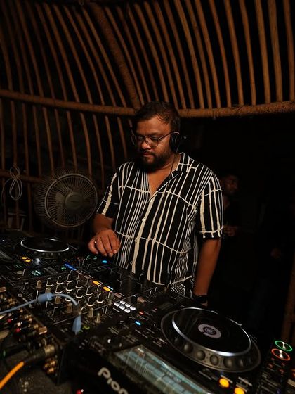 Digvijay Singh Thakur - DJ Services for Events & Parties Shor Bazaar: The Live Experience photo 44