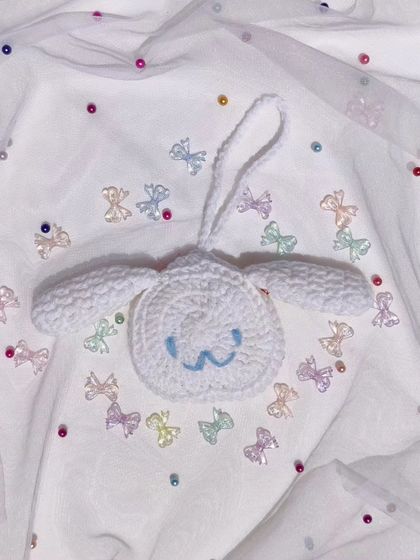 A Cinnamoroll-themed pouch, perfect as a bag charm or to hold your small essentials.