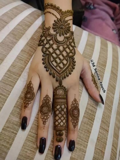3D Henna Touch - Festive & Occasional Mehndi Minimalist & Chic Henna photo 15