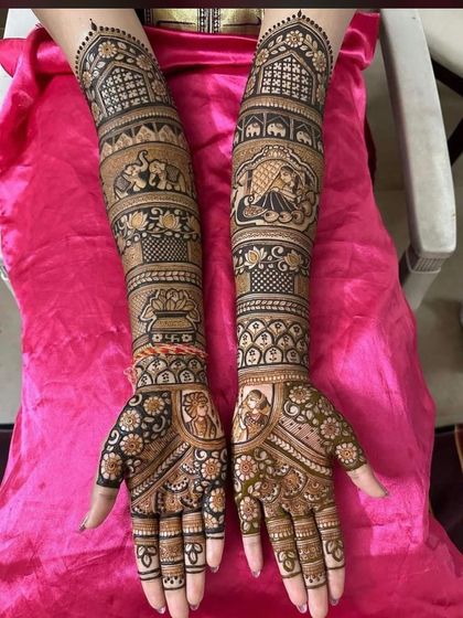 Lucky Mehndi Artist - Bridal Mehndi Full Bridal Mehndi (Hands & Arms) photo 24