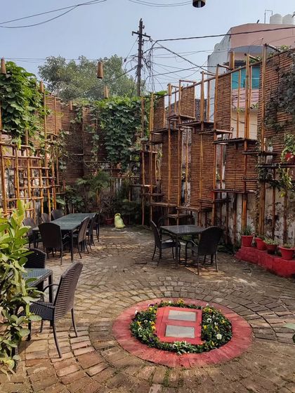 The beautiful garden setting at Naimat Khana in Lucknow, where we hosted the Maharashtrian food pop-up. The winter weather was perfect for enjoying a hot, spicy thali outdoors.