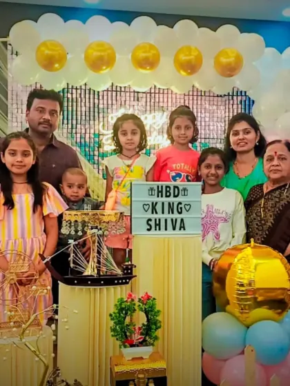 The whole family gathered for a group photo to celebrate a special birthday. These are the memories that I love helping my clients create.