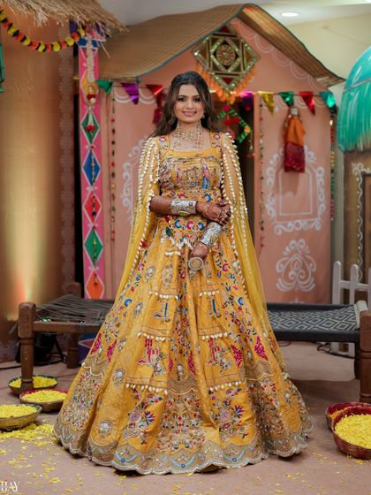 Vibrant Haldi & Mehendi Moments photo 21