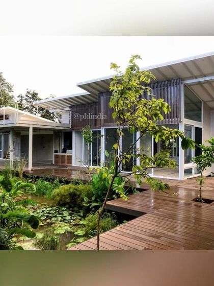 Poolside & Waterside Living photo 19