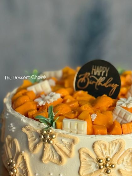 A close-up of the floral piping on my Mango Maharaja cake. I love adding these small details to make each cake not just delicious but also beautiful to look at.