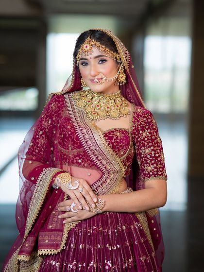 Timeless Bridal Looks photo 12