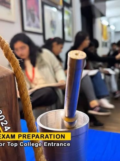 A close-up of a still life setup for our BFA entrance exam preparation course, focusing on composition and lighting.