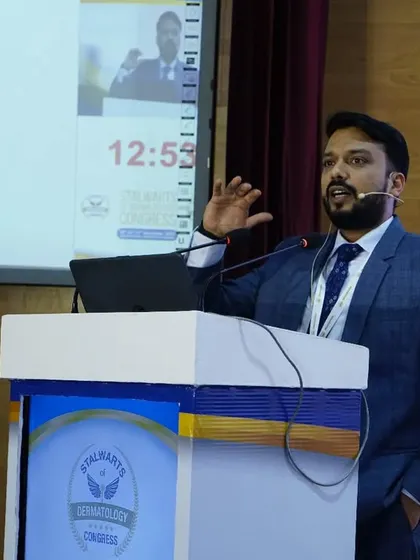 Speaking at the Stalwarts of Dermatology Congress about my experience with dual-wavelength laser hair removal.