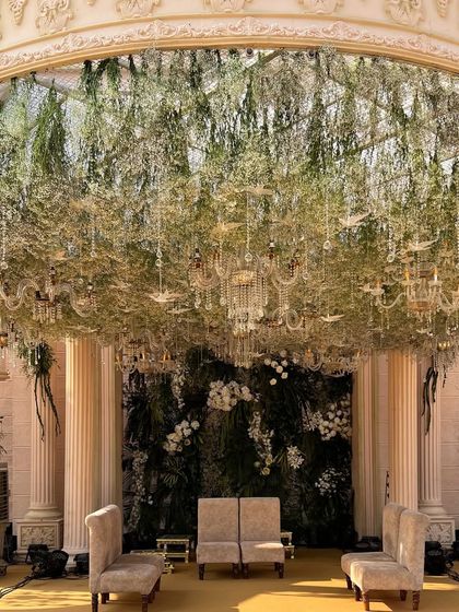 Ethereal Gardens: White & Green Decor photo 5