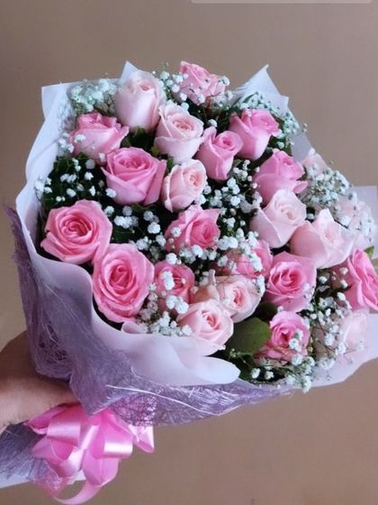 Elegant Floral & Chocolate Bouquets photo 7