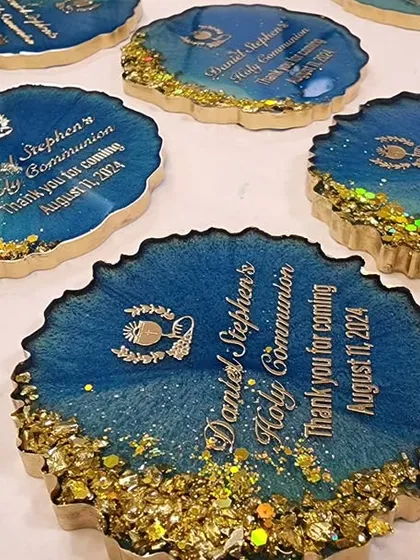 Pick your favorite color. These Holy Communion favor magnets can be customized in any color you want, like this beautiful blue and gold.