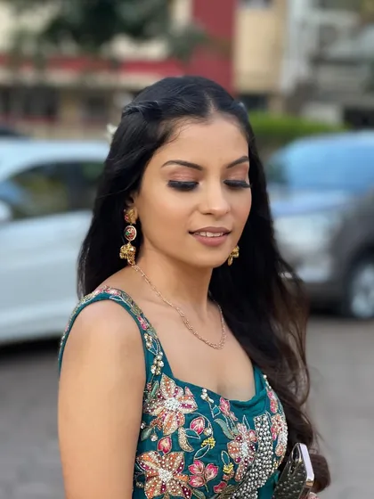 A close-up of the soft, smokey eye makeup.