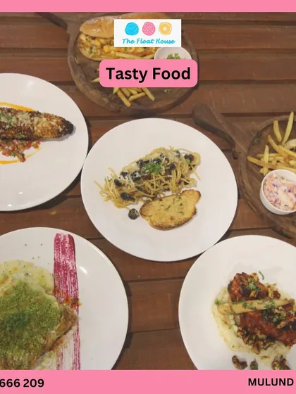 We offer a variety of delicious dishes at our cafe. You can even pre-book your order and have freshly cooked food ready for you after your swim.