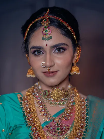 A stunning close-up portrait of the South Indian bridal look.