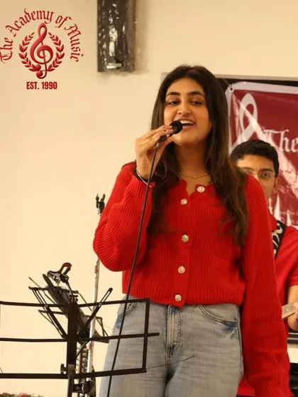 From pop hits to classical arias, our Western Vocals program helps singers find their voice. Here, our student Simran, who has completed all 8 grades of Rock & Pop Vocals, showcases the confidence and skill we nurture in every performer.