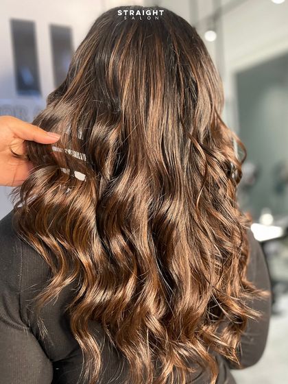 Effortlessly beautiful waves. I love the rich, warm tones in this gorgeous hair transformation.