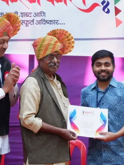 It was an honor to receive this award at the Kalakari 4 Festival in Satara after my live watercolor demonstration. Being recognized by senior artists and sculptors was a highlight of the event.