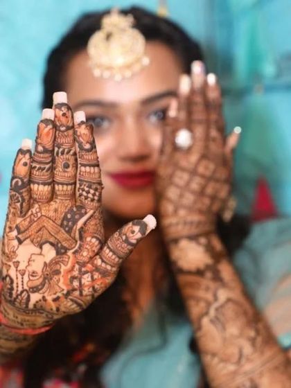 Lucky Mehndi Artist - Bridal Mehndi Spiritual & Divine Motifs photo 16