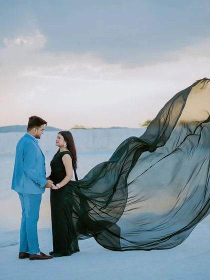 Dreamy Escapes: Unique Landscapes & Gowns photo 18