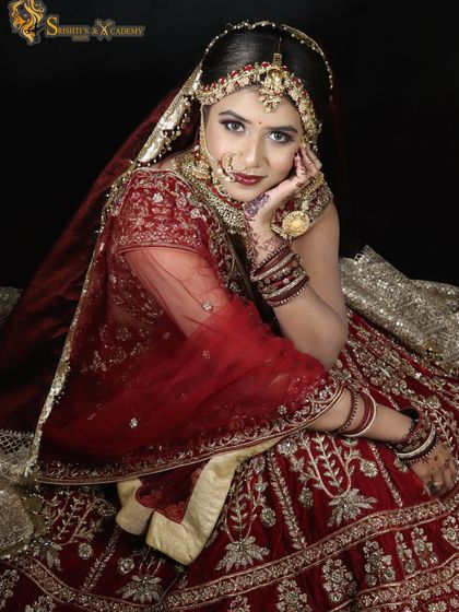 Classic Red & Gold Bridal Looks photo 16