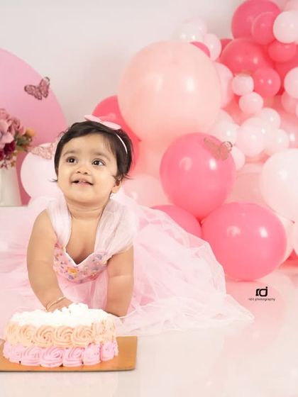 First Birthday & Cake Smash Fun photo 11